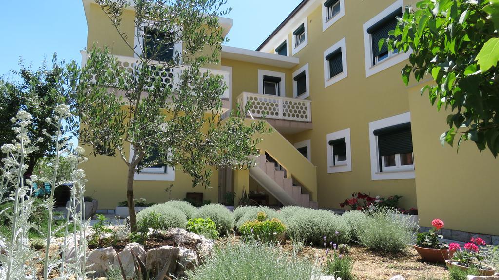 Apartments Marija Baska  Exterior photo