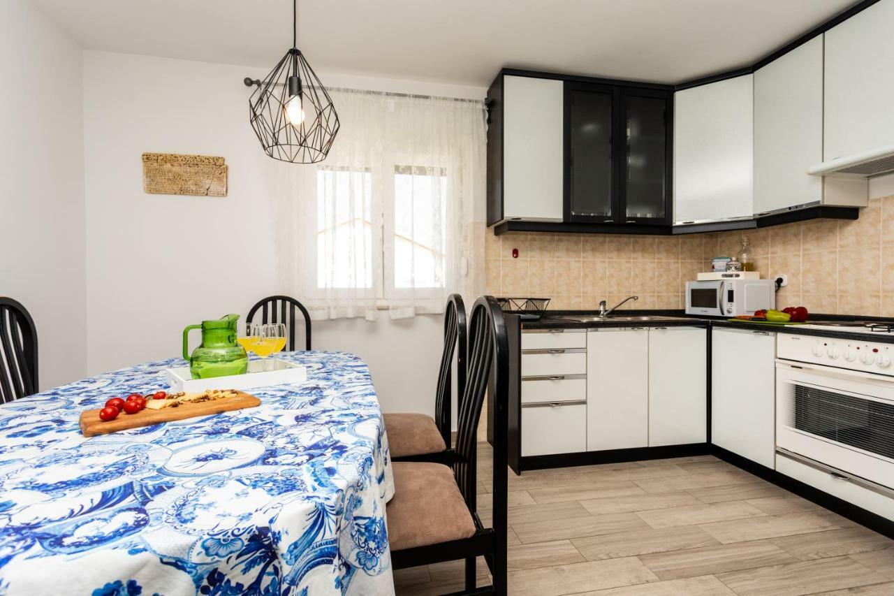Apartments Marija Baska  Exterior photo